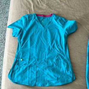 MEDCOUTURE TEAL scrub top